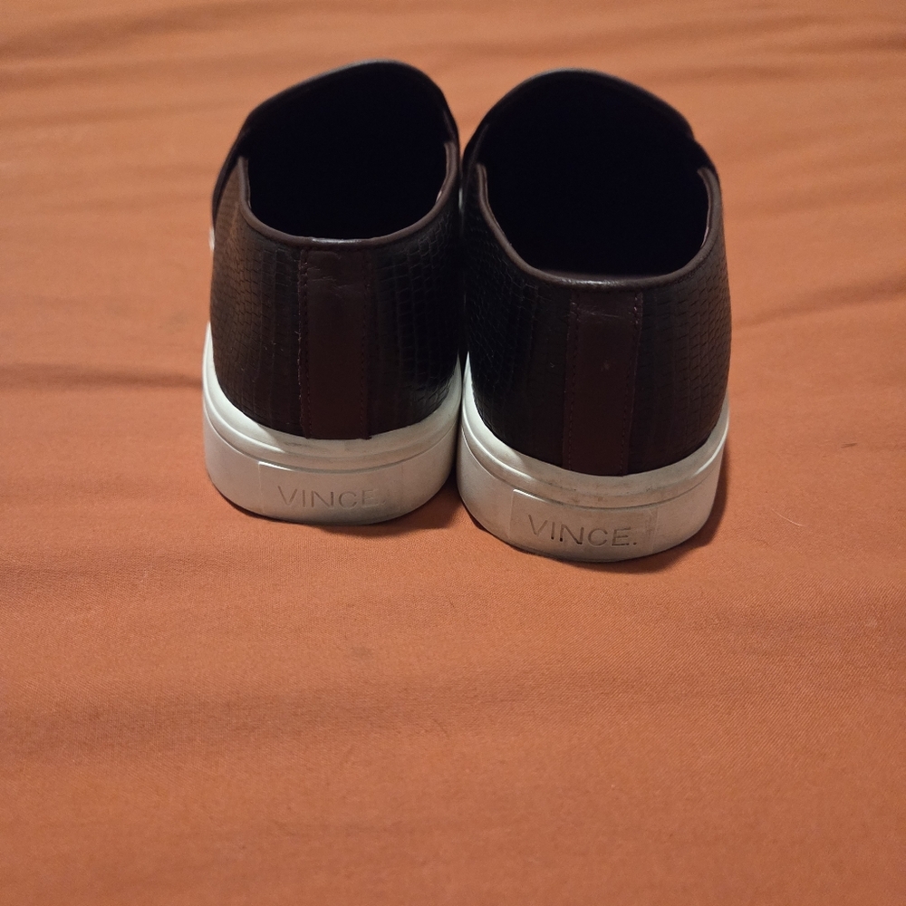 Vince Blair Slip On Leather Sneaker Dark Brown And White Women's 9.5 - Picture 5 of 6